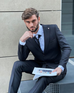 Чоловічий костюм А-131