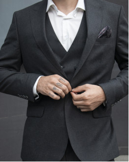 Чоловічий костюм А-319